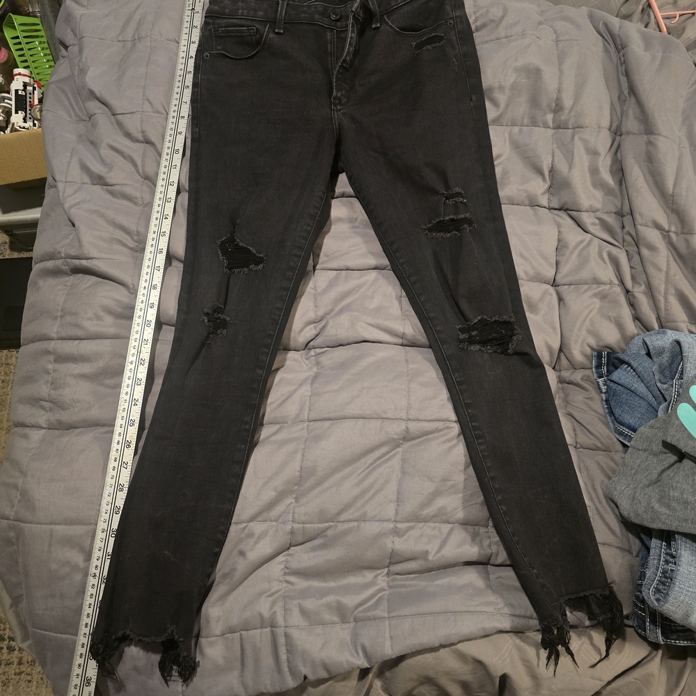 Abercombie & Fitch, Distressed Black Women Jeans